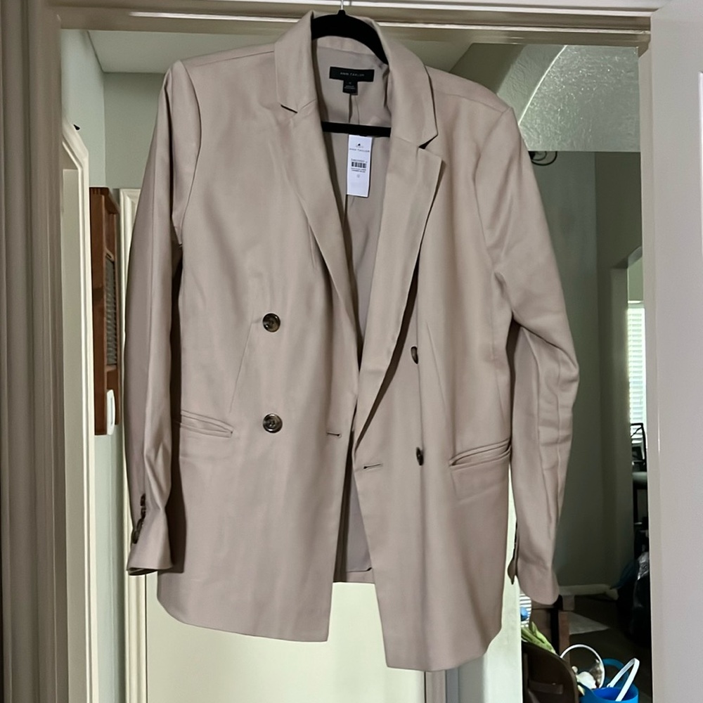 Ann Taylor Jacket, 12. NWT.